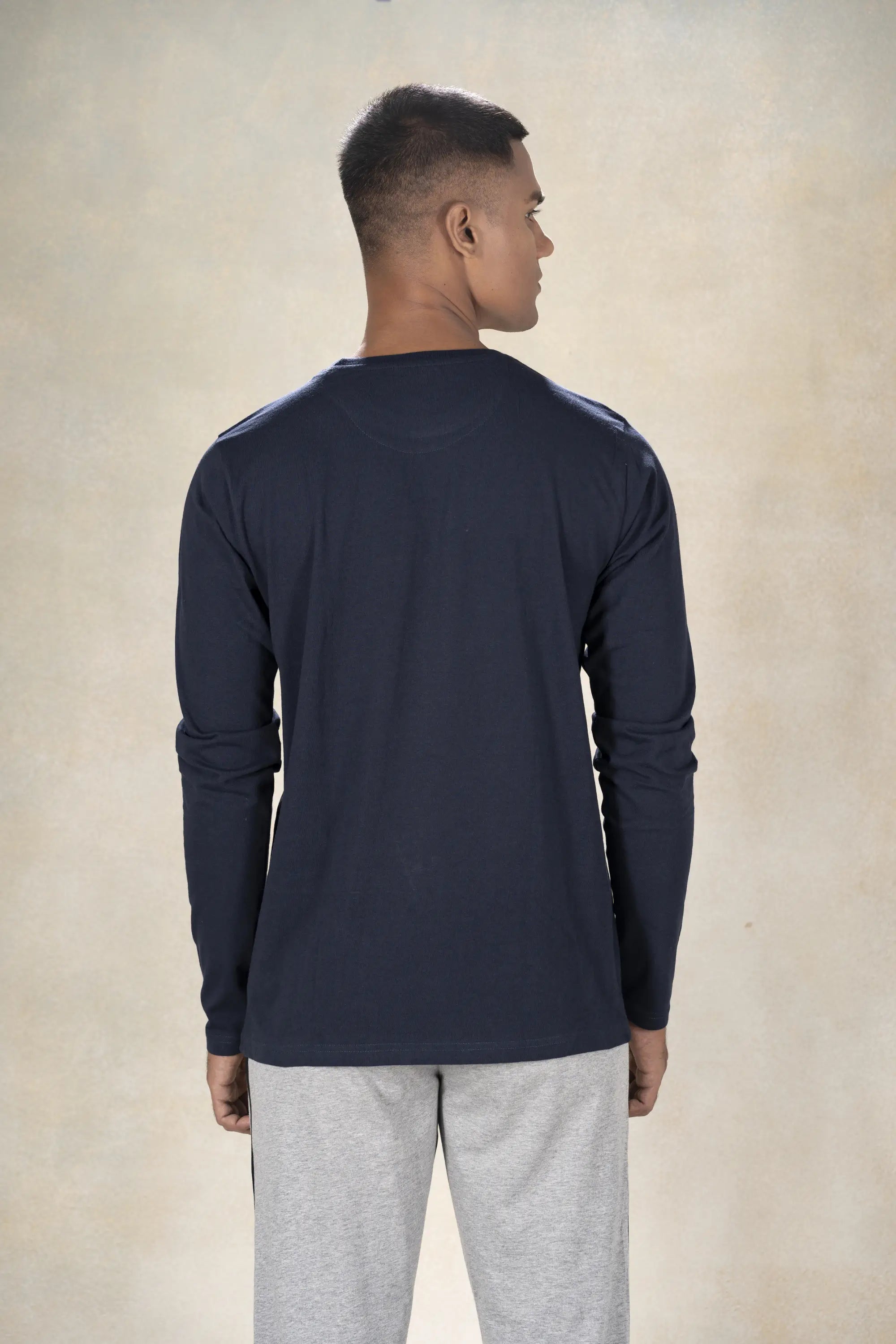 Mens Round Neck T-Shirt Inego #color_Midnight Navy