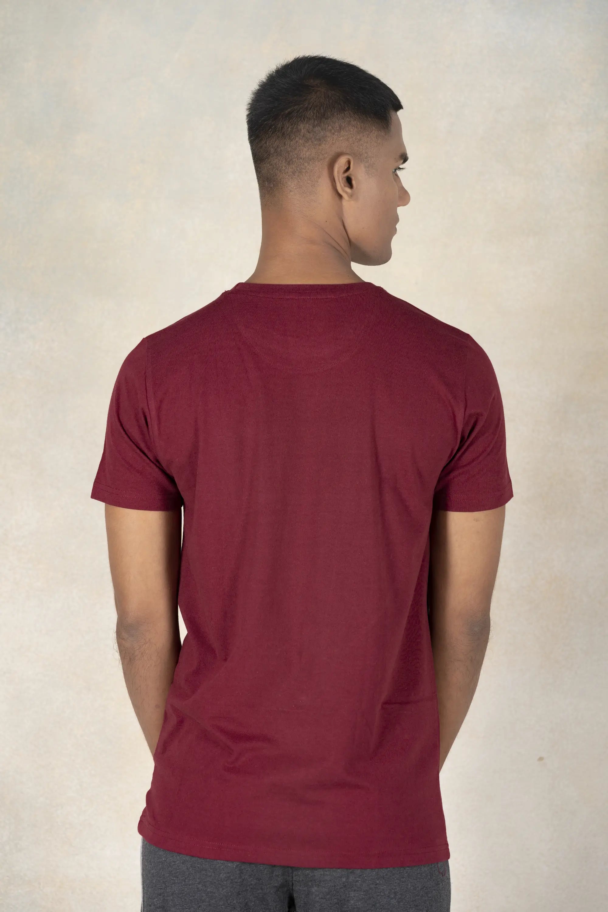 Men's Round Neck T-Shirt Inego #color_Maroon