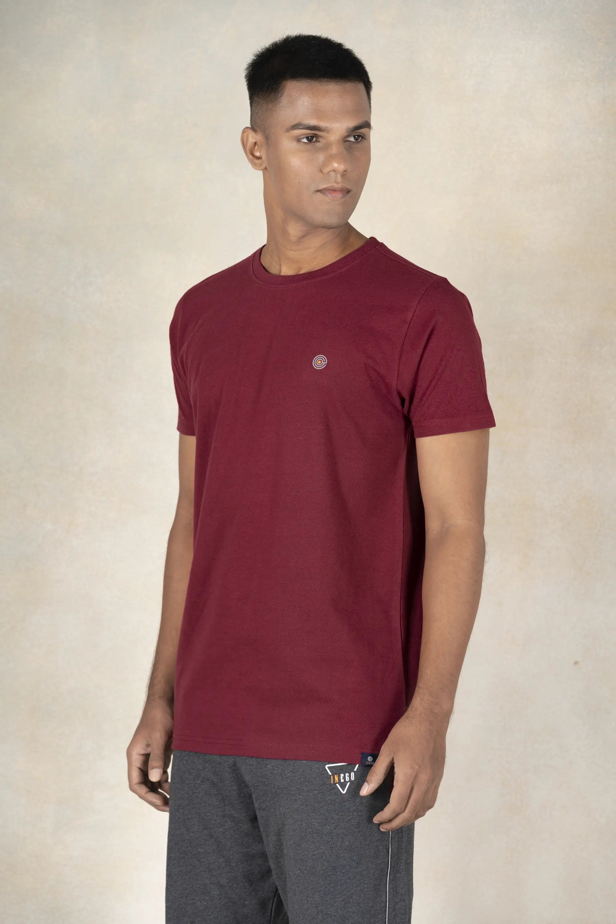 Men's Round Neck T-Shirt Inego  #color_Maroon