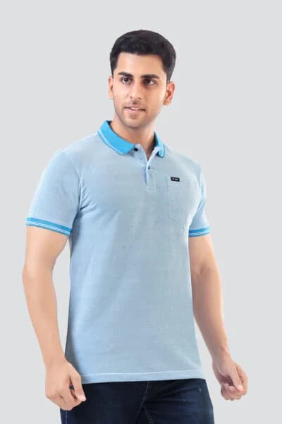 Men’s Structured Piqué Polo with Woven Pocket Label – Sky Blue & Red