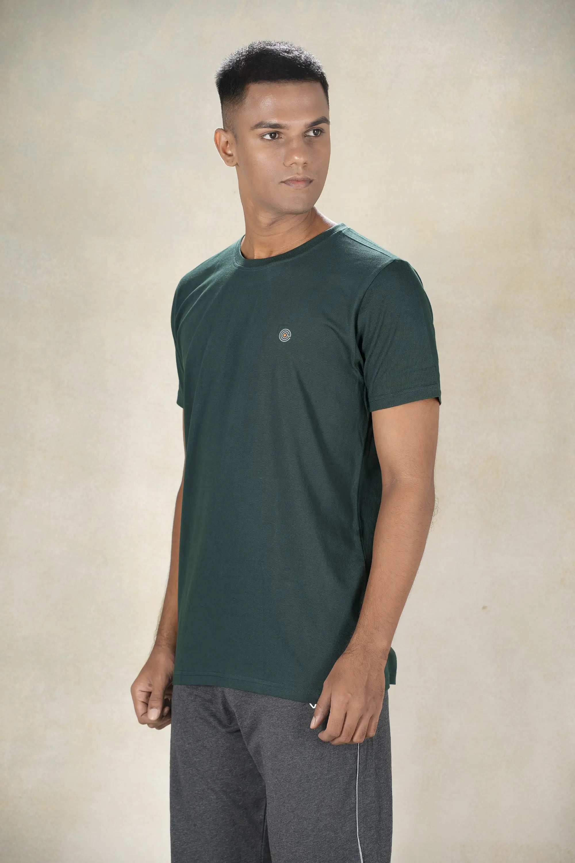 Men's Round Neck T-Shirt Inego #color_Green