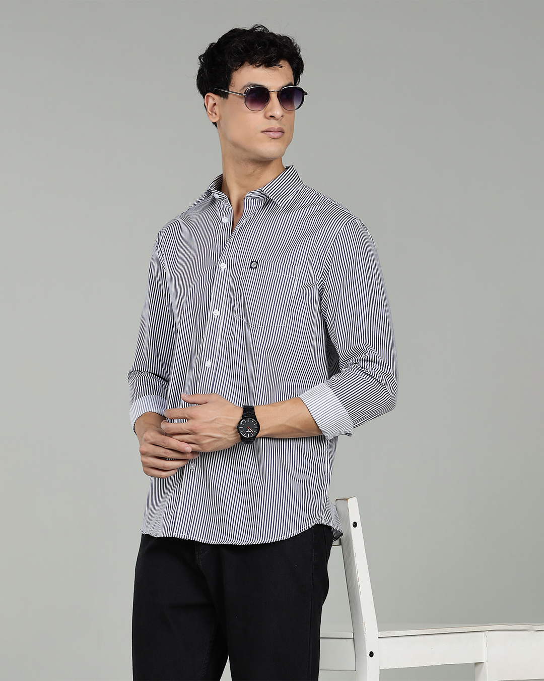 Men’s 100% Cotton Vertical Stripe Long Sleeve Shirt with Logo Detail – Navy